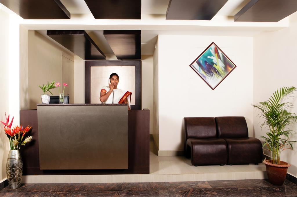 Aakash Inn Tiruvannāmalai Dış mekan fotoğraf